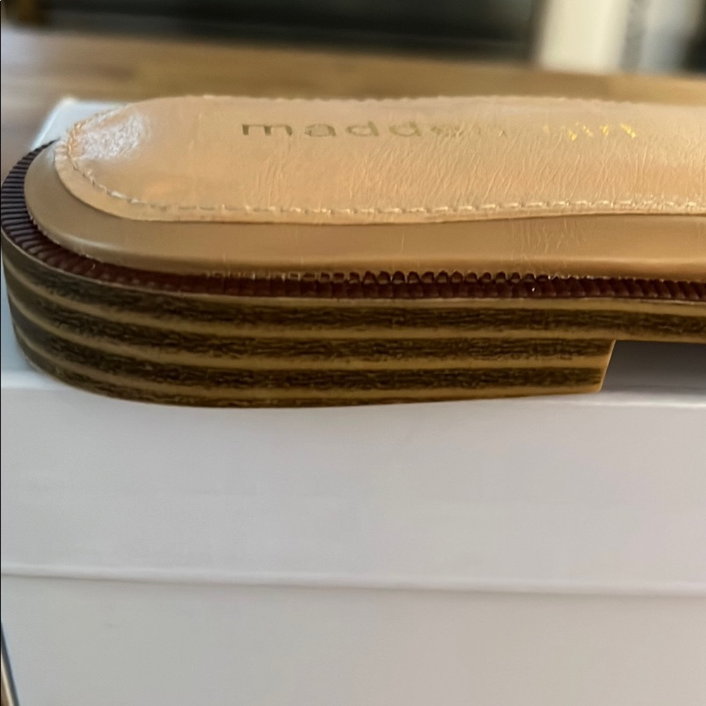 NWT Madden Girl Hailey-R Slide Sandals - Picture 8 of 12
